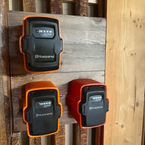 Husqvarna BLI Batterihållare